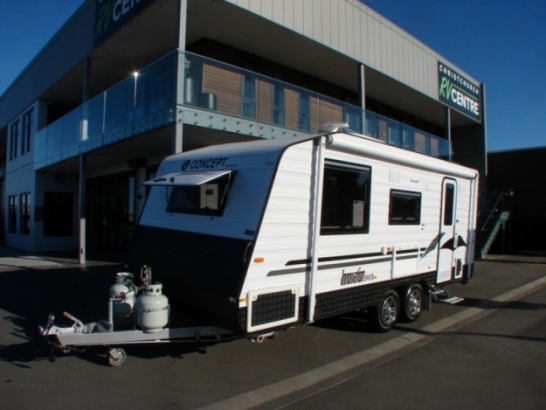 Concept - Innovation - 590 R - Walk Around Bed